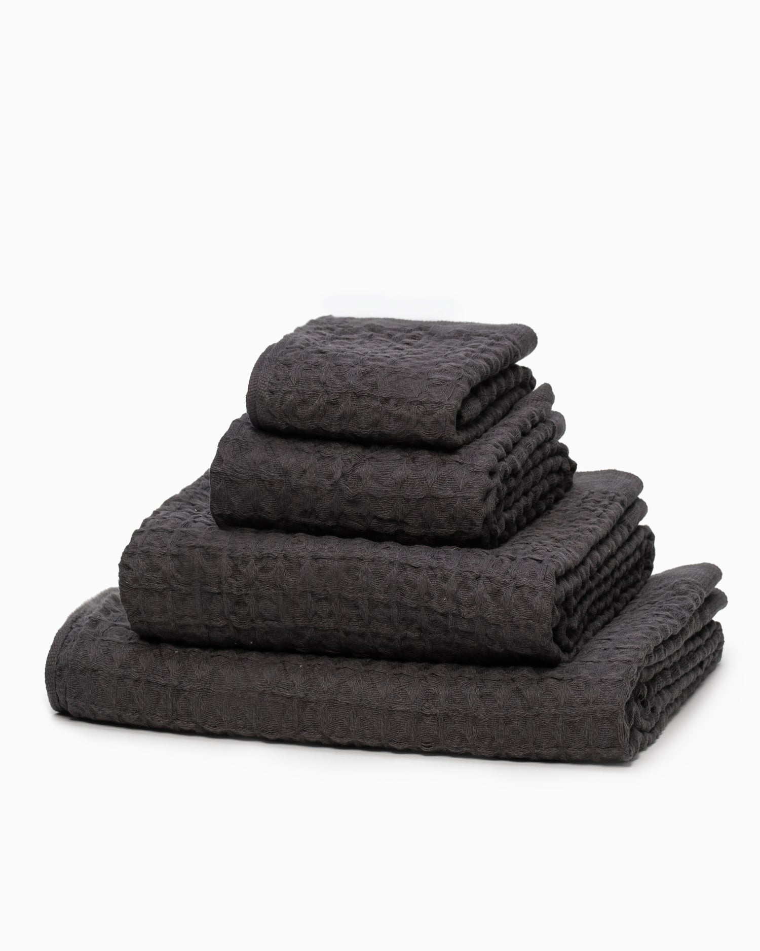 Wild Sage Charcoal Lattice-Texture Bath Towel